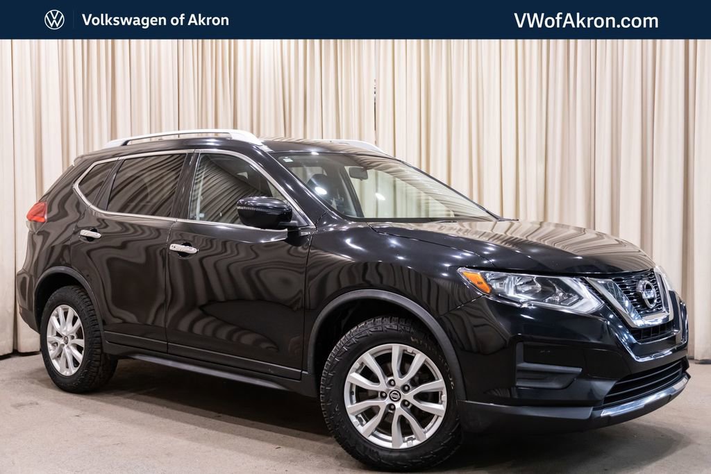 Used 2017 Nissan Rogue SV