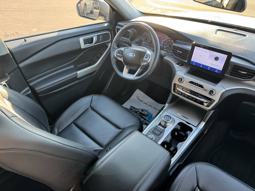 Used 2023 Ford Explorer XLT w/ Equipment Group 202A image 17