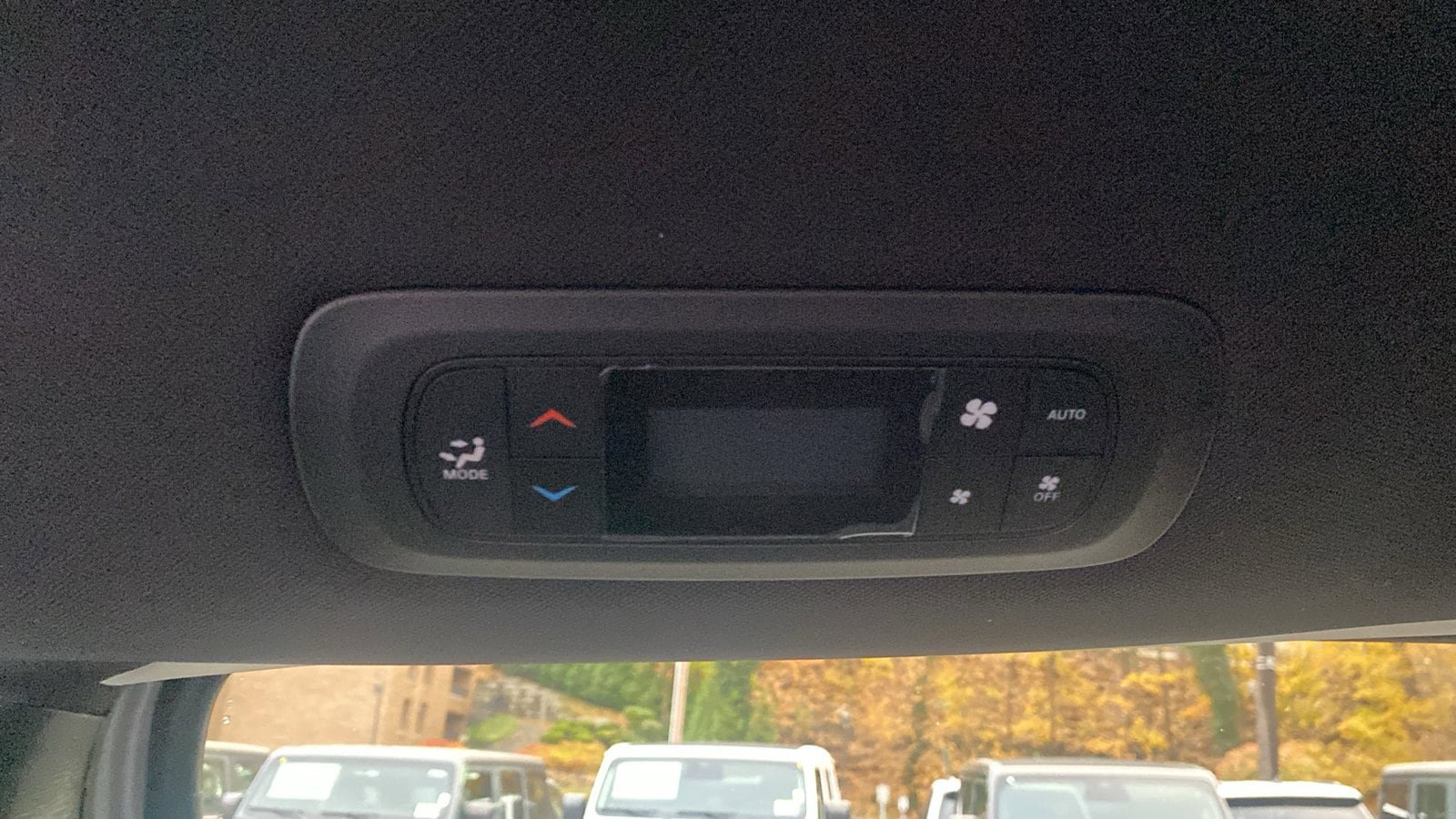 New 2026 Chrysler Pacifica Select AWD/4WD image 20