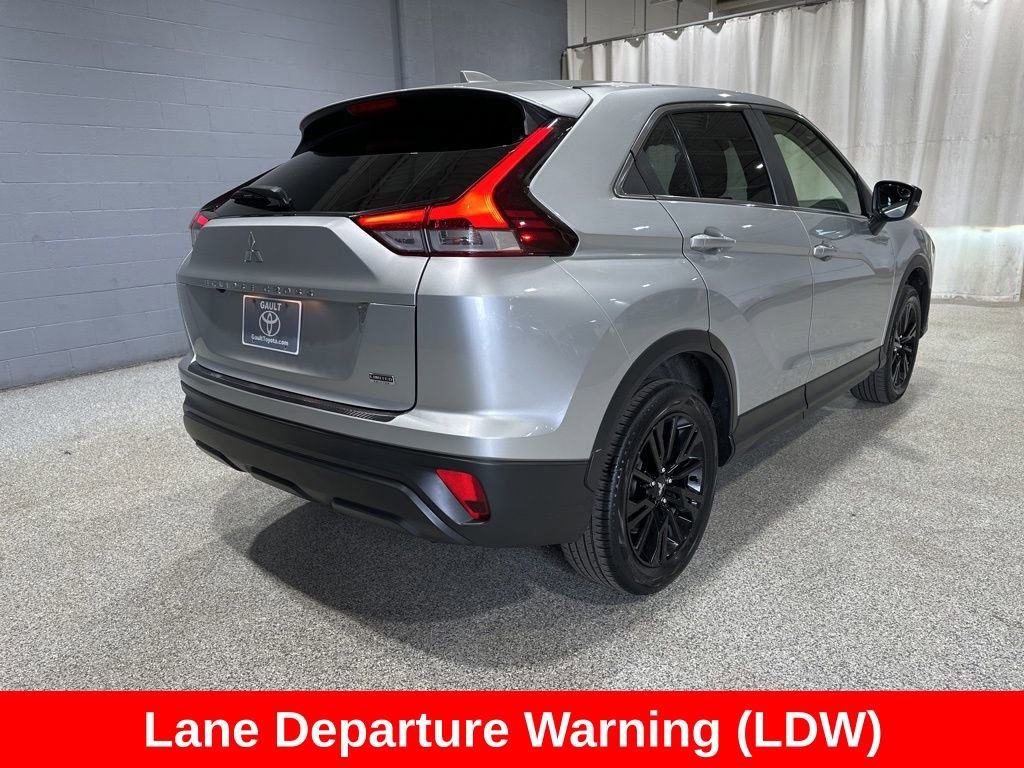 Used 2023 Mitsubishi Eclipse Cross LE AWD/4WD image 5