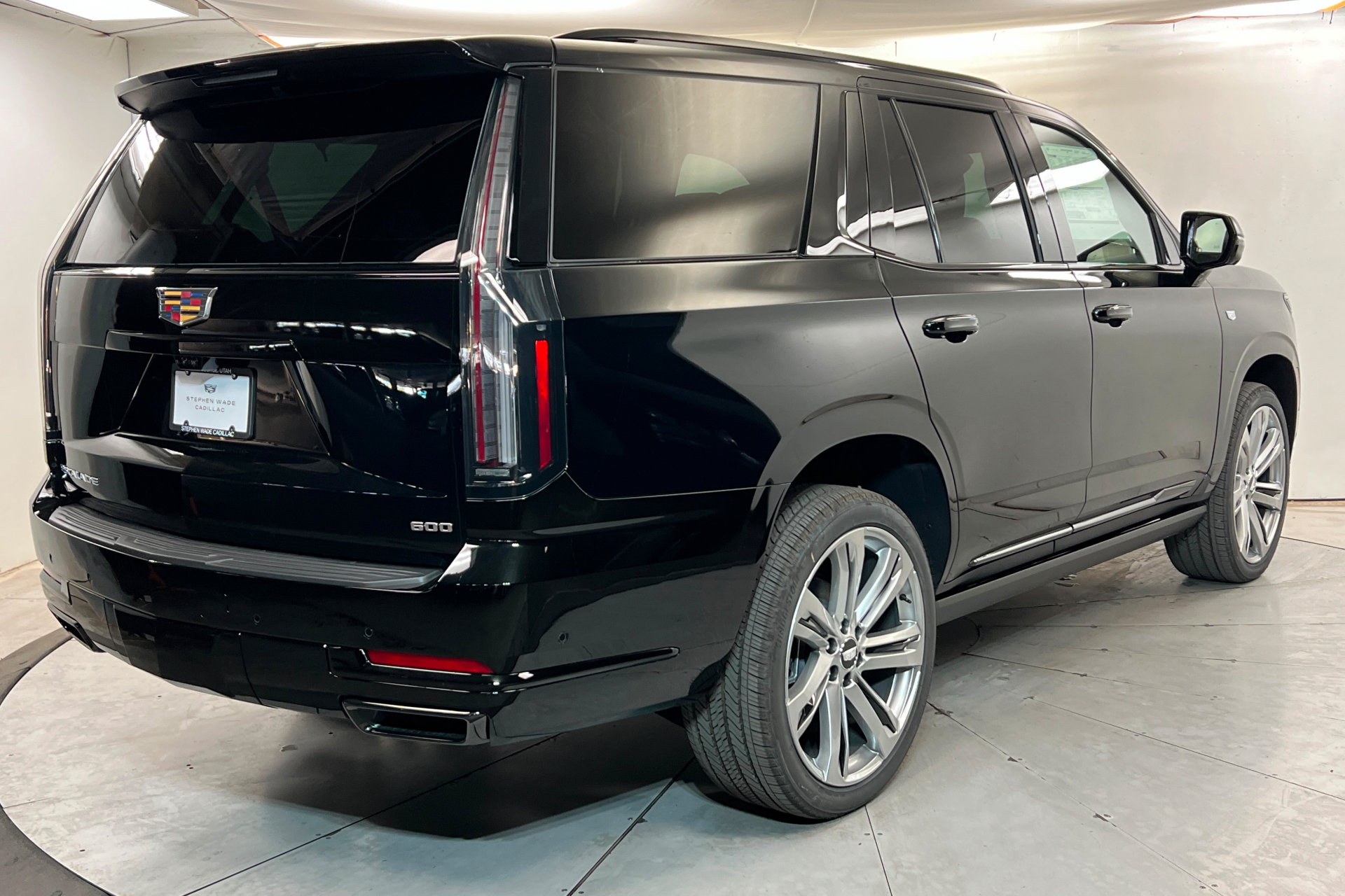 New 2026 Cadillac Escalade Platinum Sport AWD/4WD image 6