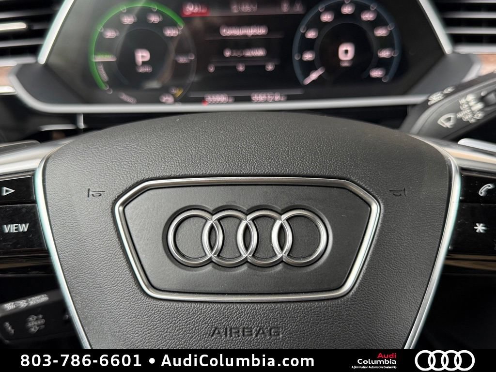 Used 2019 Audi e-tron Prestige w/ Prestige Package AWD/4WD image 26