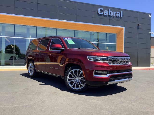 Used 2022 Jeep Grand Wagoneer Series II w/ Premium Group II image 2