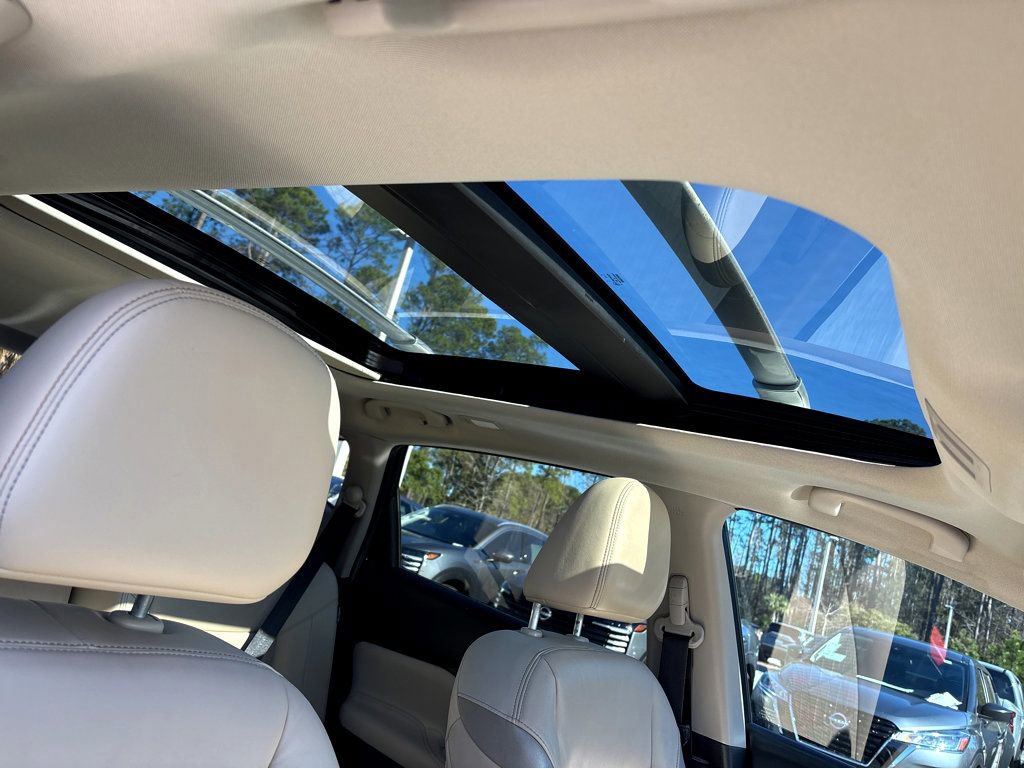 Used 2022 Nissan Murano Platinum w/ Cargo Package FWD image 15