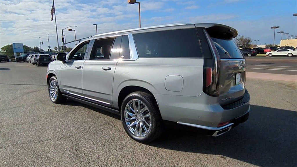 Certified 2023 Cadillac Escalade ESV Premium Luxury Platinum w/ LPO, Radiant Package image 7