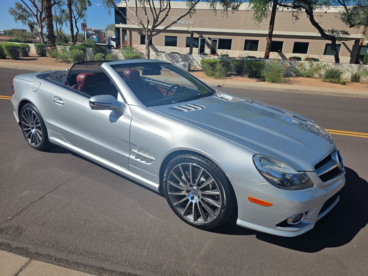 Used 2011 Mercedes-Benz SL 550 w/ Premium I Pkg image 27