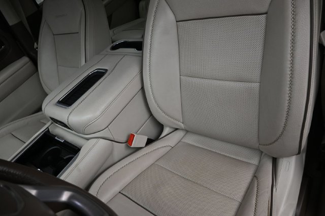 Used 2021 GMC Yukon XL Denali AWD/4WD image 17