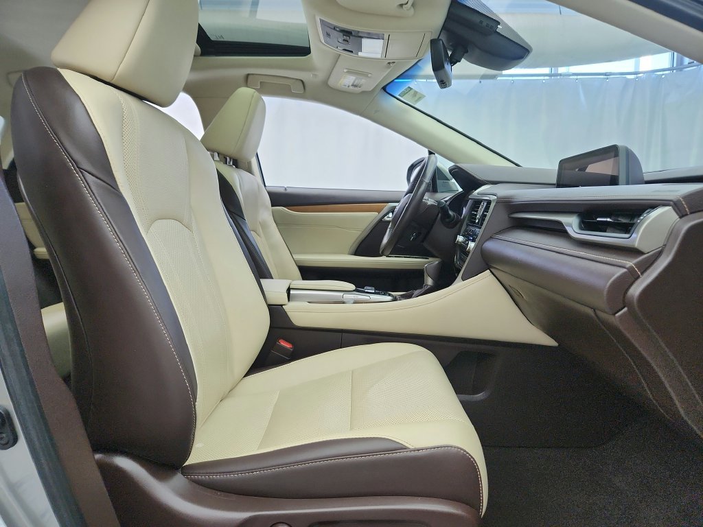 Used 2019 Lexus RX 450h AWD image 33