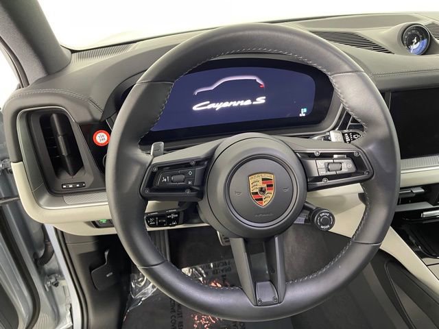Used 2024 Porsche Cayenne S image 36