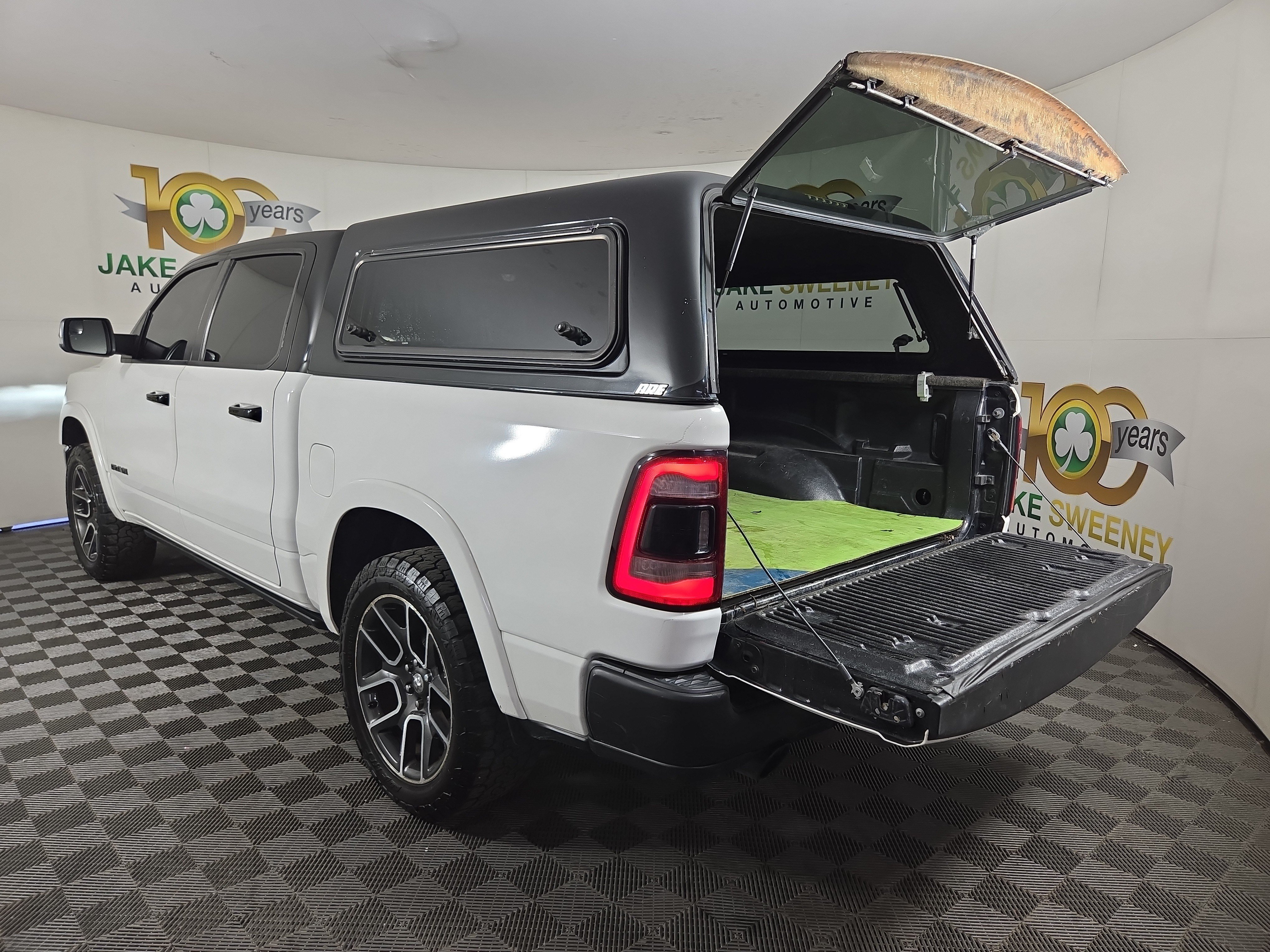 Used 2019 RAM 1500 Laramie AWD/4WD image 34