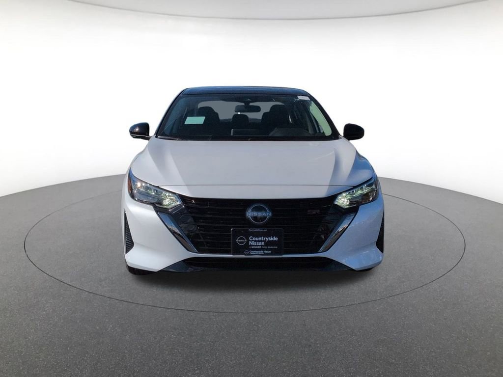 New 2025 Nissan Sentra SR w/ SR Premium Package FWD image 2
