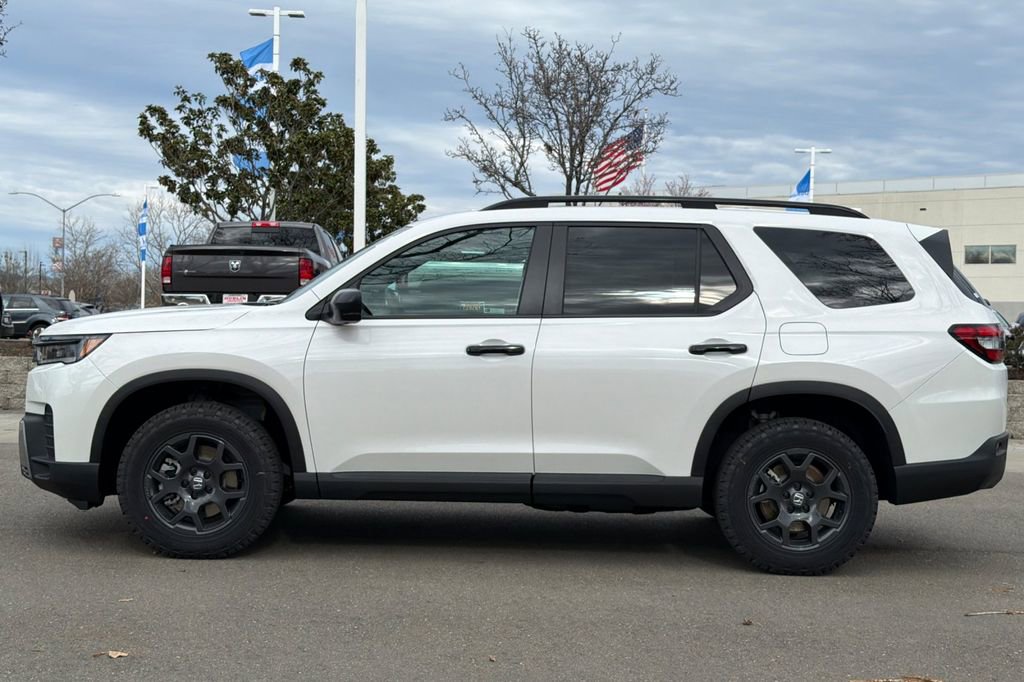 New 2026 Honda Pilot TrailSport image 7