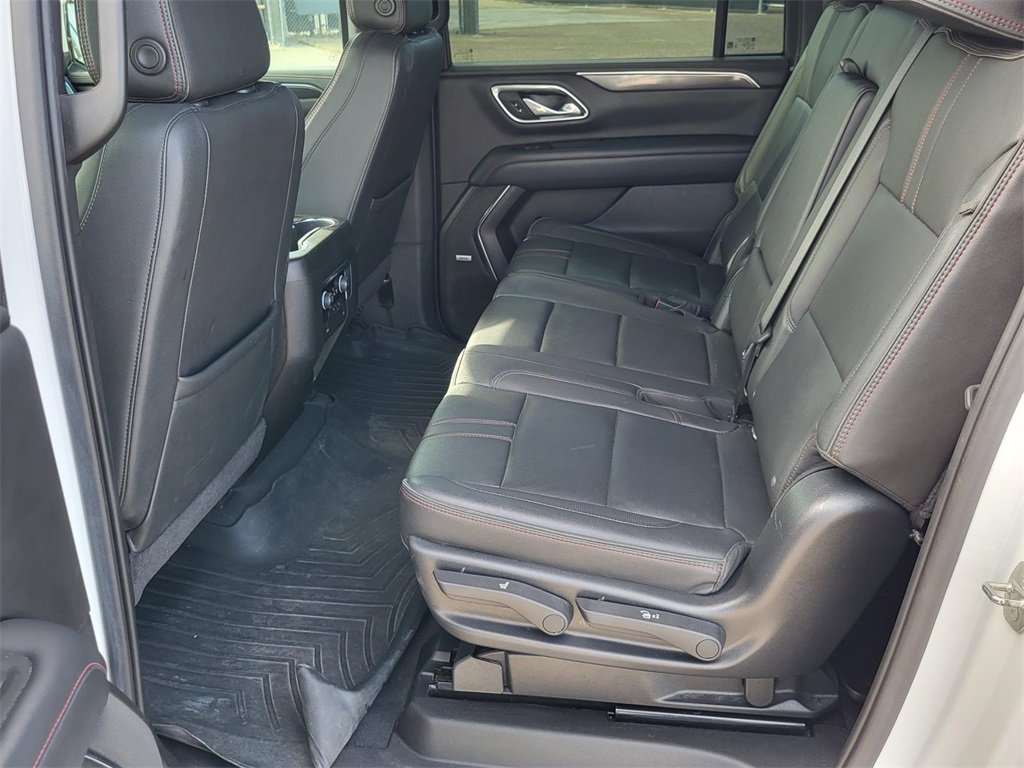 Used 2021 Chevrolet Suburban RST image 13