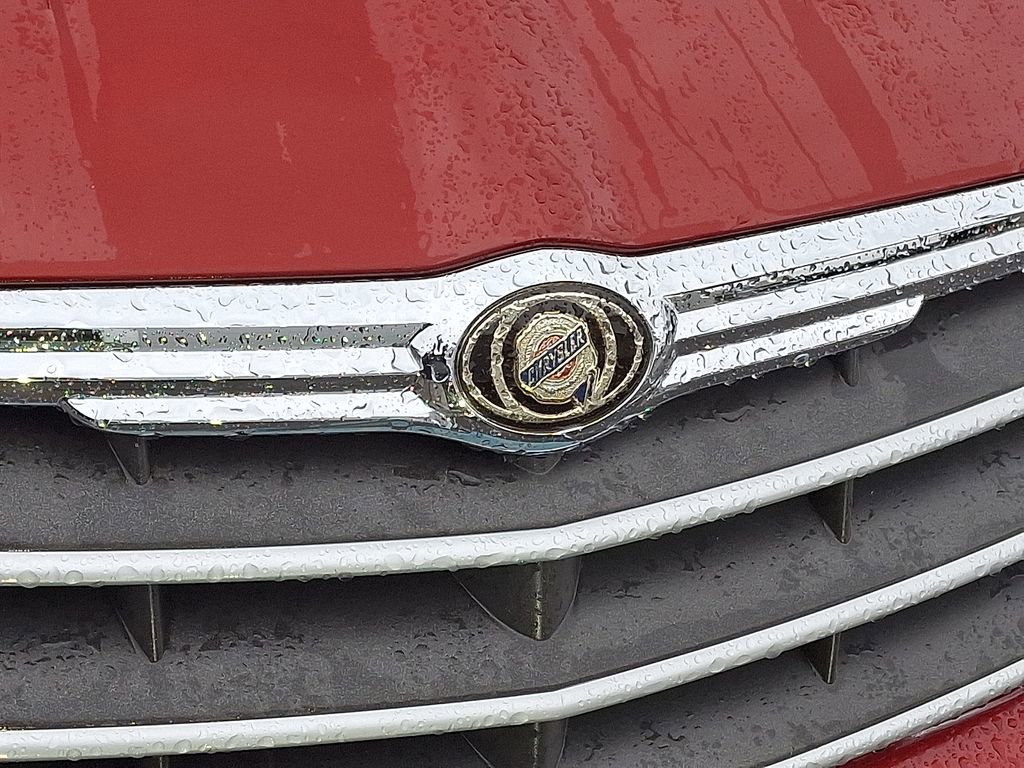 Used 2008 Chrysler Crossfire Limited RWD image 10