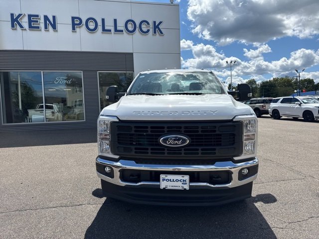 New 2026 Ford F250 XL image 3