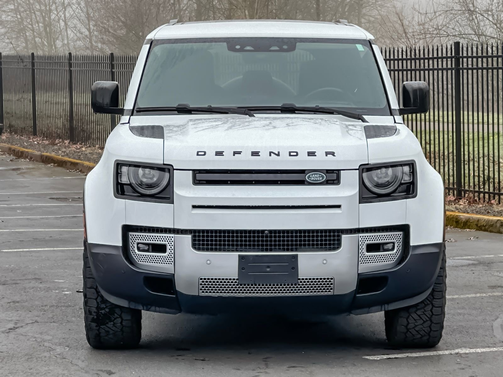 Used 2020 Land Rover Defender 110 HSE image 8