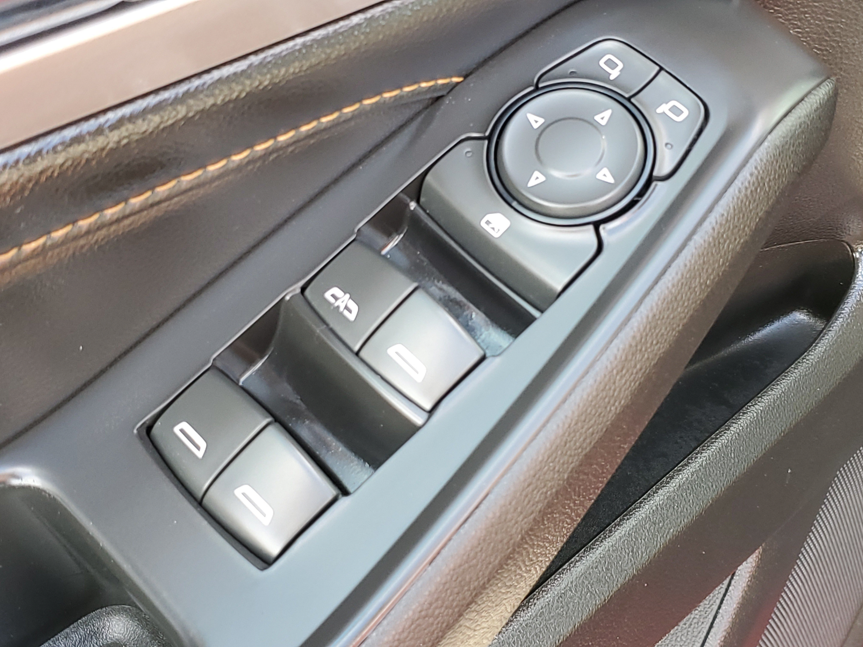 Used 2018 Chevrolet Traverse LT FWD image 20