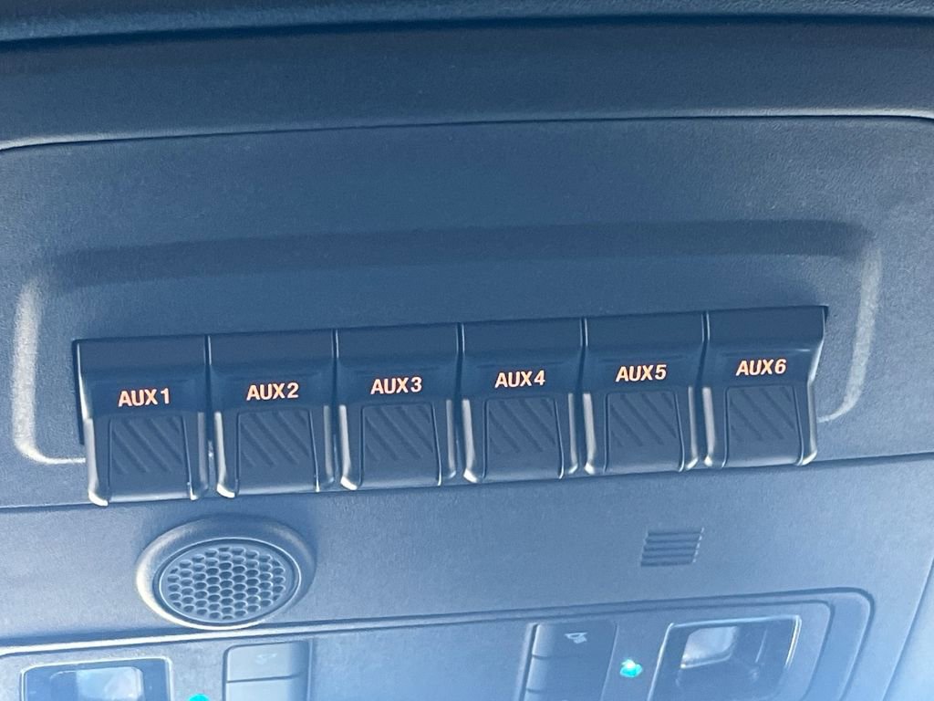 New 2025 Ford Bronco Badlands AWD/4WD image 13