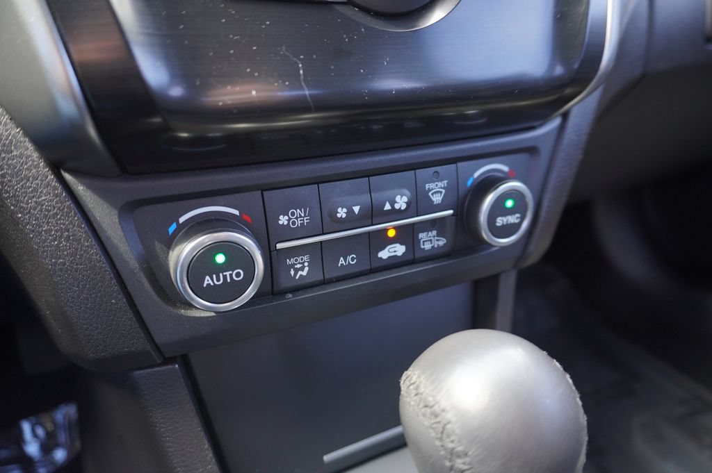 Used 2020 Acura ILX FWD image 18
