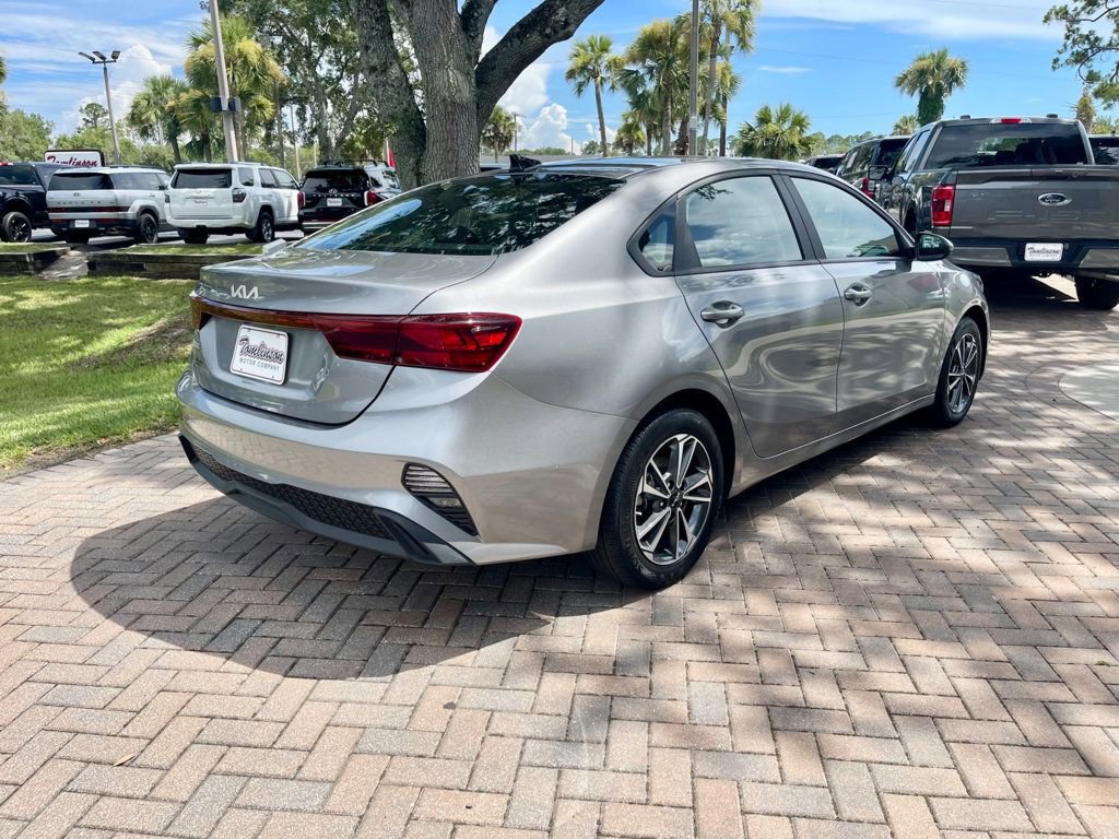 Used 2024 Kia Forte LXS image 5