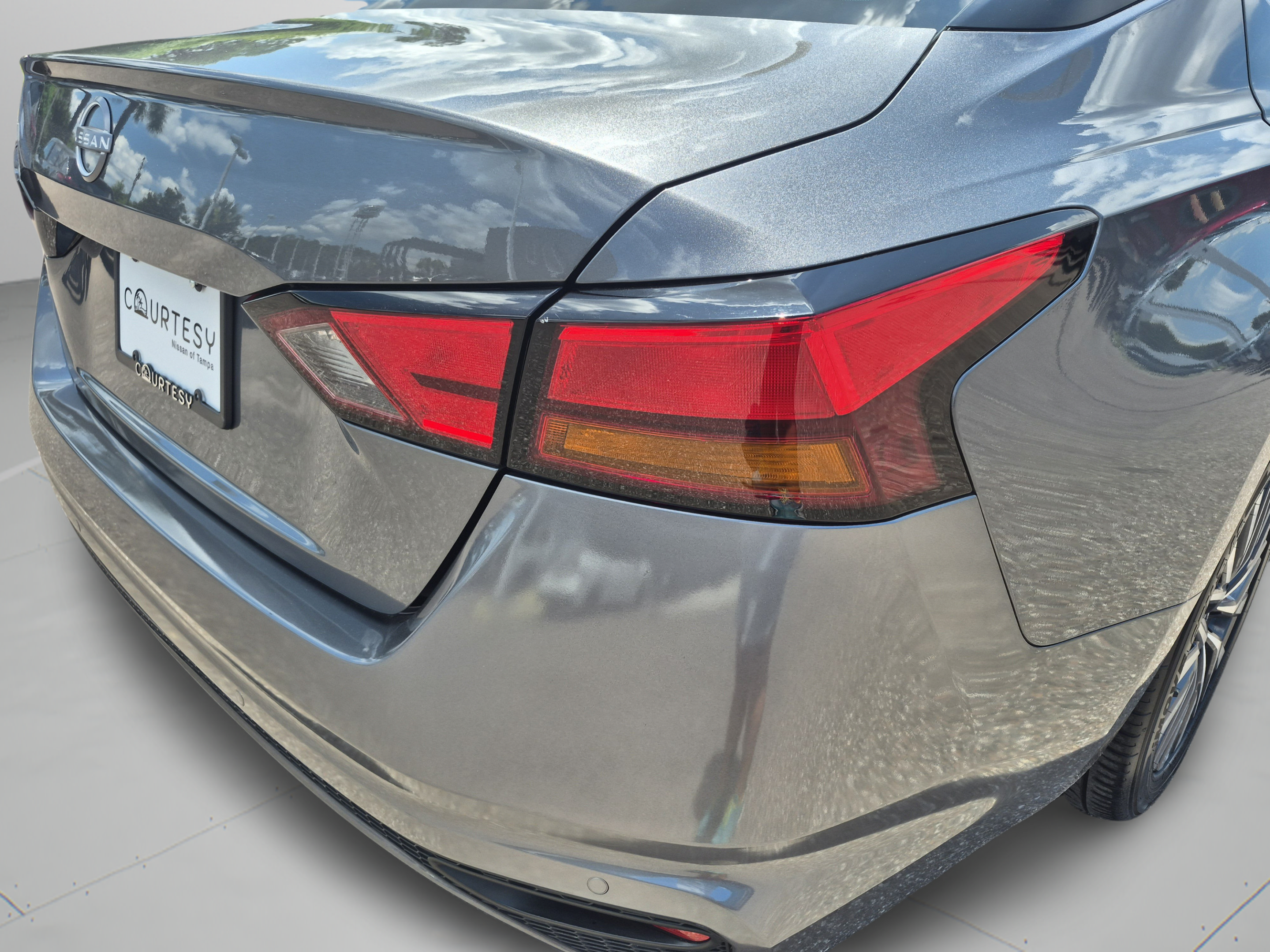 Certified 2025 Nissan Altima 2.5 SV FWD image 34