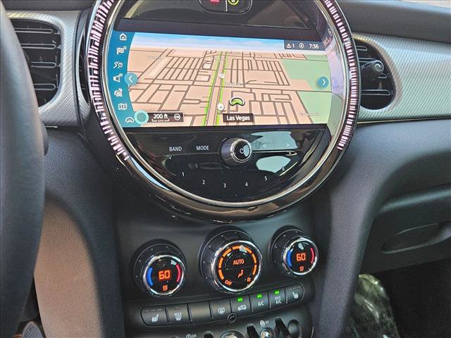 Used 2024 MINI Cooper 4-Door Hardtop FWD image 15