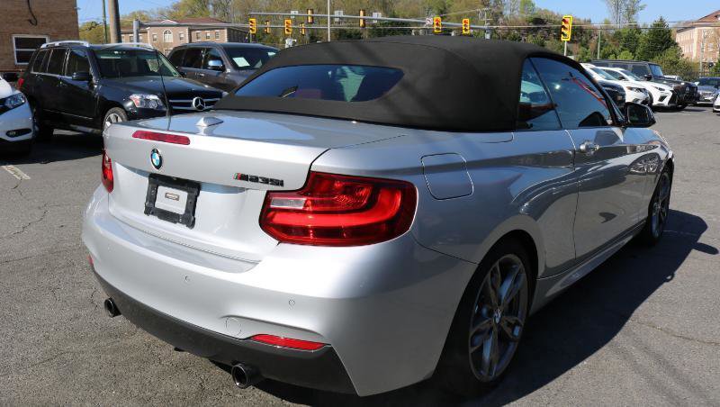 Used 2015 BMW M235i Convertible image 10