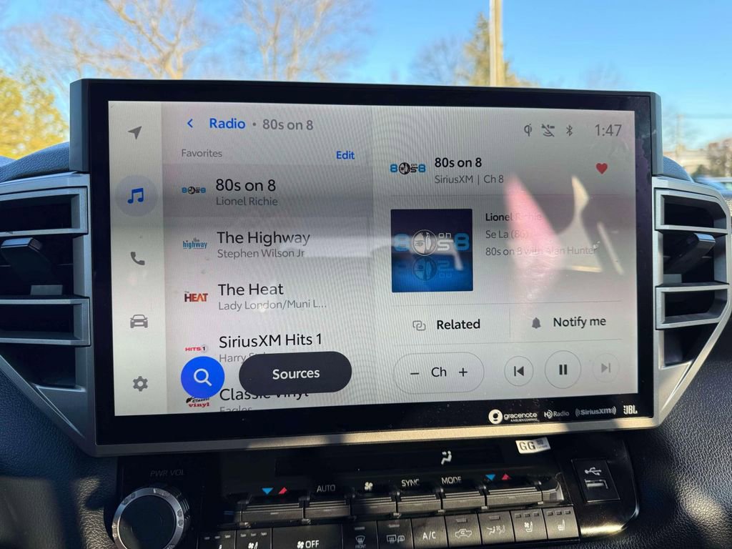 Used 2024 Toyota Tundra Limited image 25