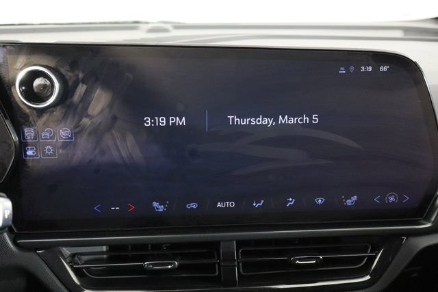 Used 2024 Chevrolet Equinox EV RS w/ LPO, Trailering Package image 28