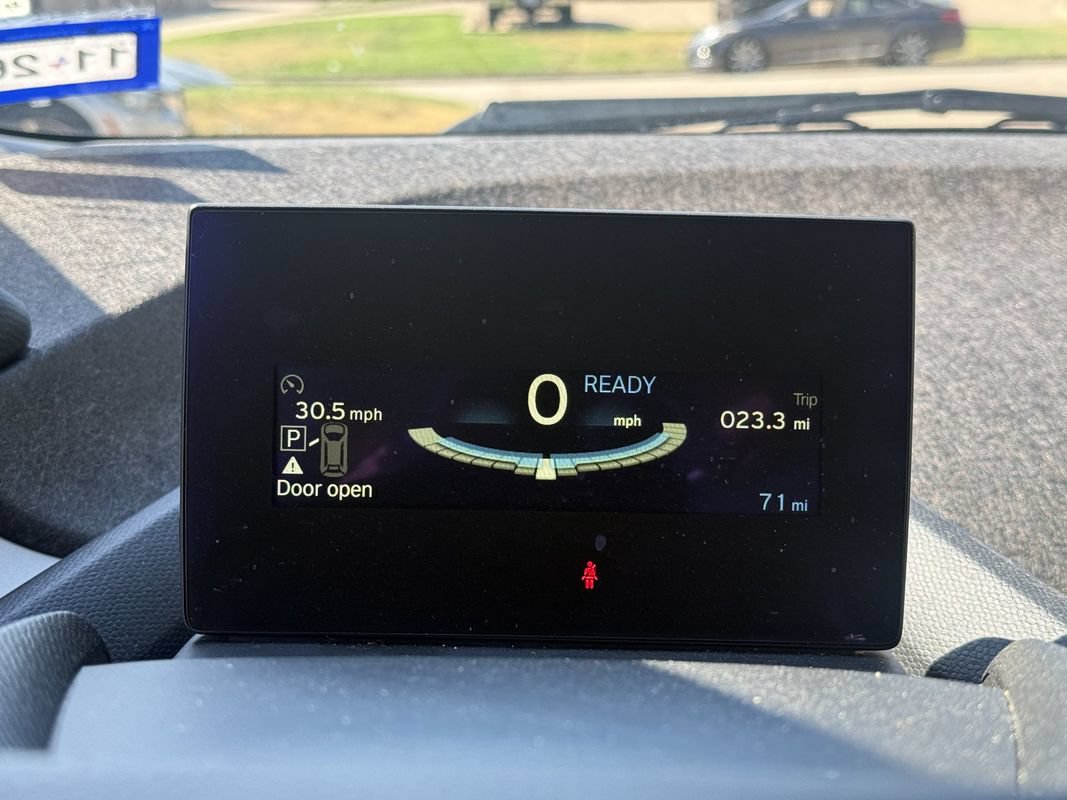 Used 2017 BMW i3 w/ Range Extender RWD image 6