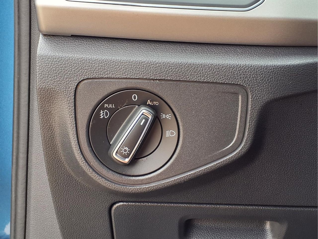 Used 2019 Volkswagen Atlas SE image 17