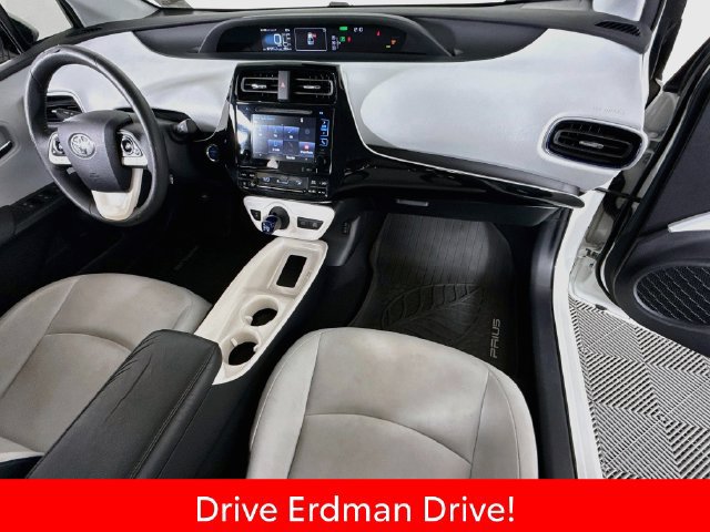 Certified 2016 Toyota Prius Four Touring FWD image 26
