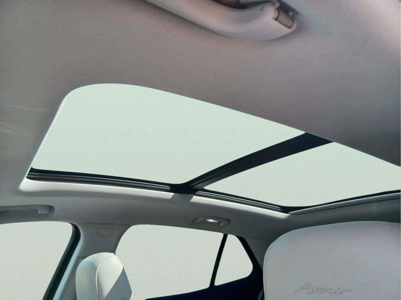 Used 2024 Buick Envision AWD Avenir image 26