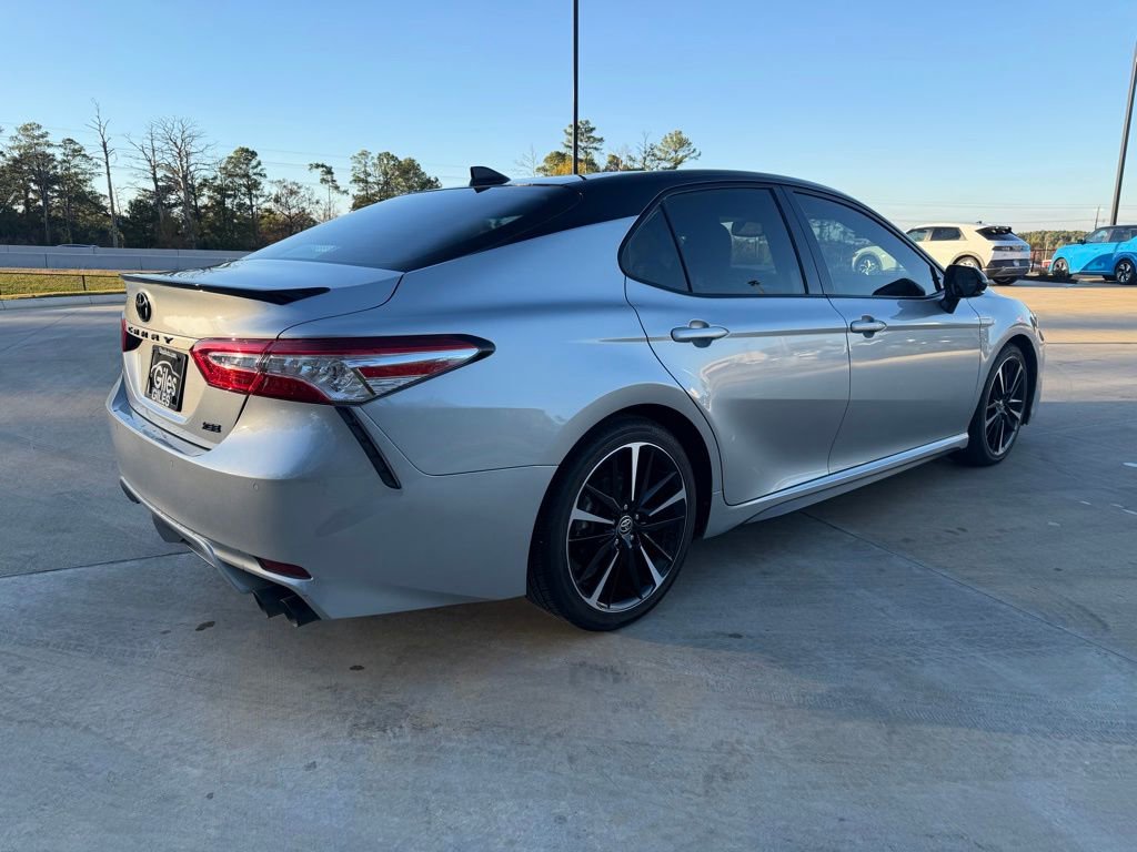 Used 2020 Toyota Camry XSE image 5
