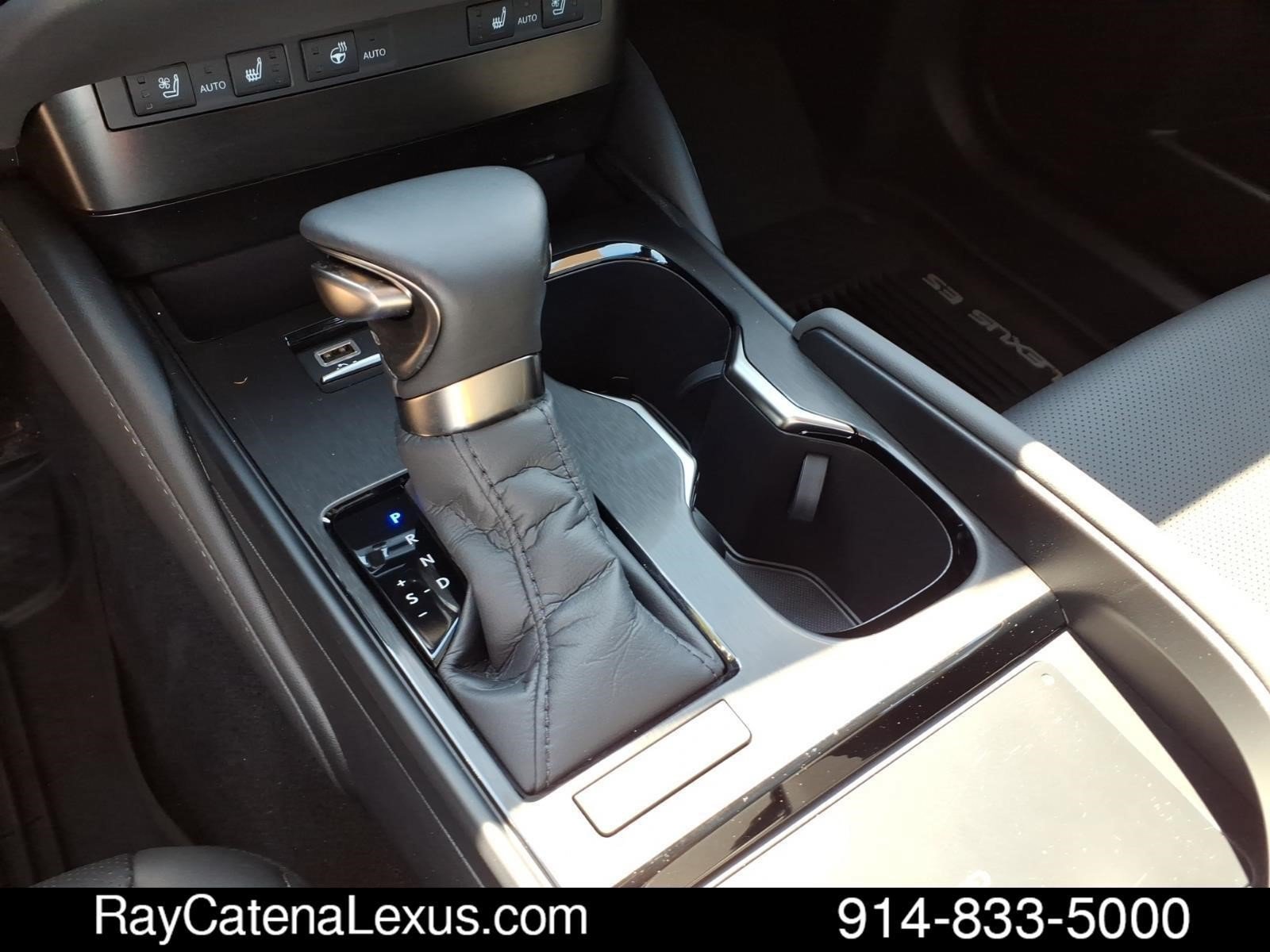 Certified 2024 Lexus ES 250 w/ Premium Package AWD/4WD image 13