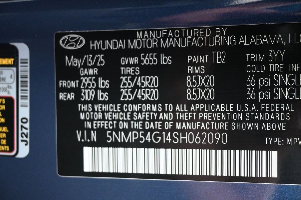 Used 2025 Hyundai Santa Fe Calligraphy FWD image 6
