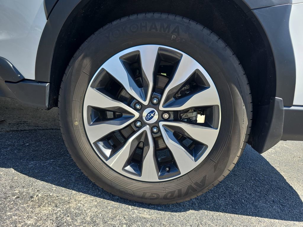 Used 2025 Subaru Outback Touring AWD/4WD image 30