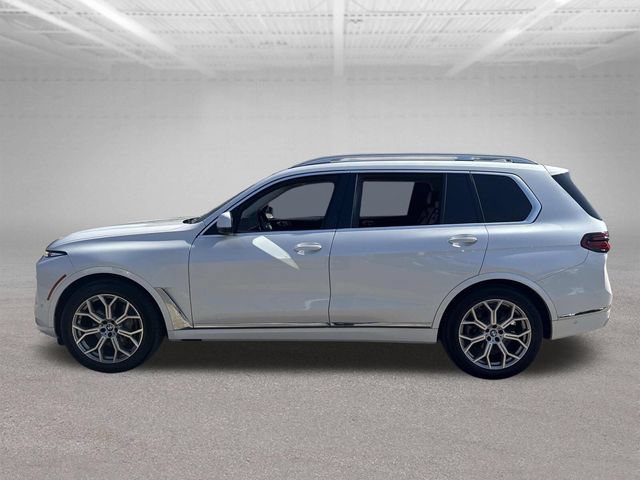 Used 2023 BMW X7 xDrive40i AWD/4WD image 13