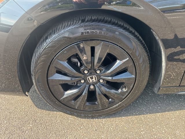 Used 2022 Honda Civic EX-L image 11