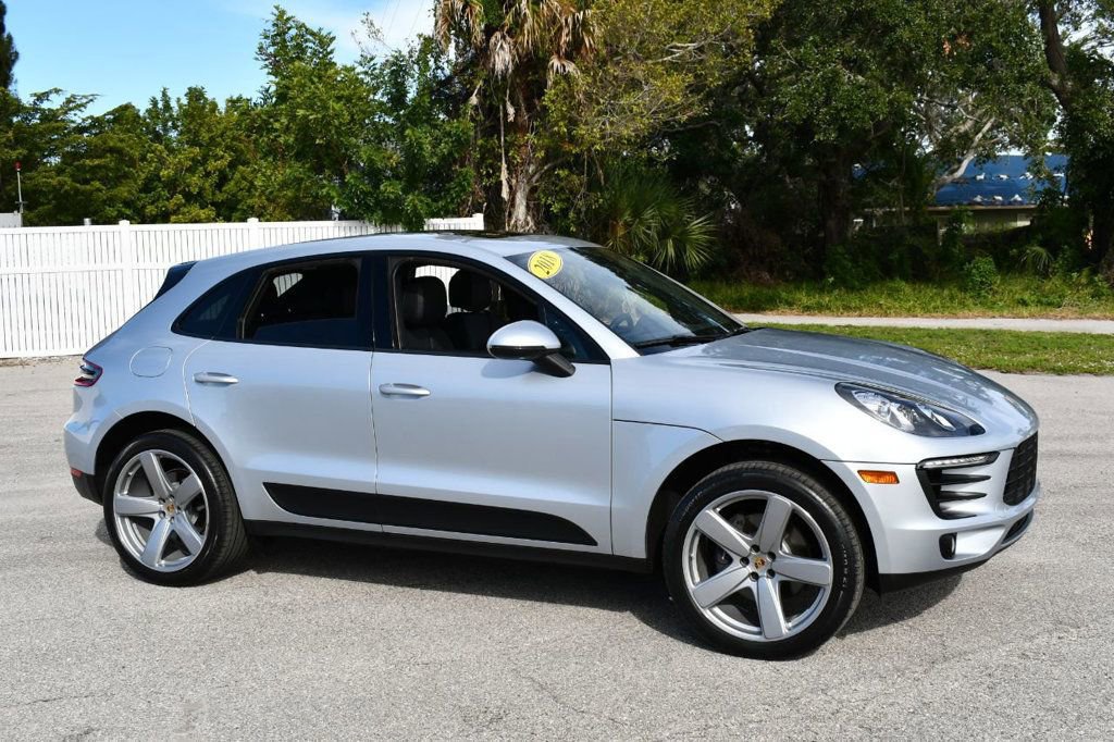Used 2018 Porsche Macan image 33