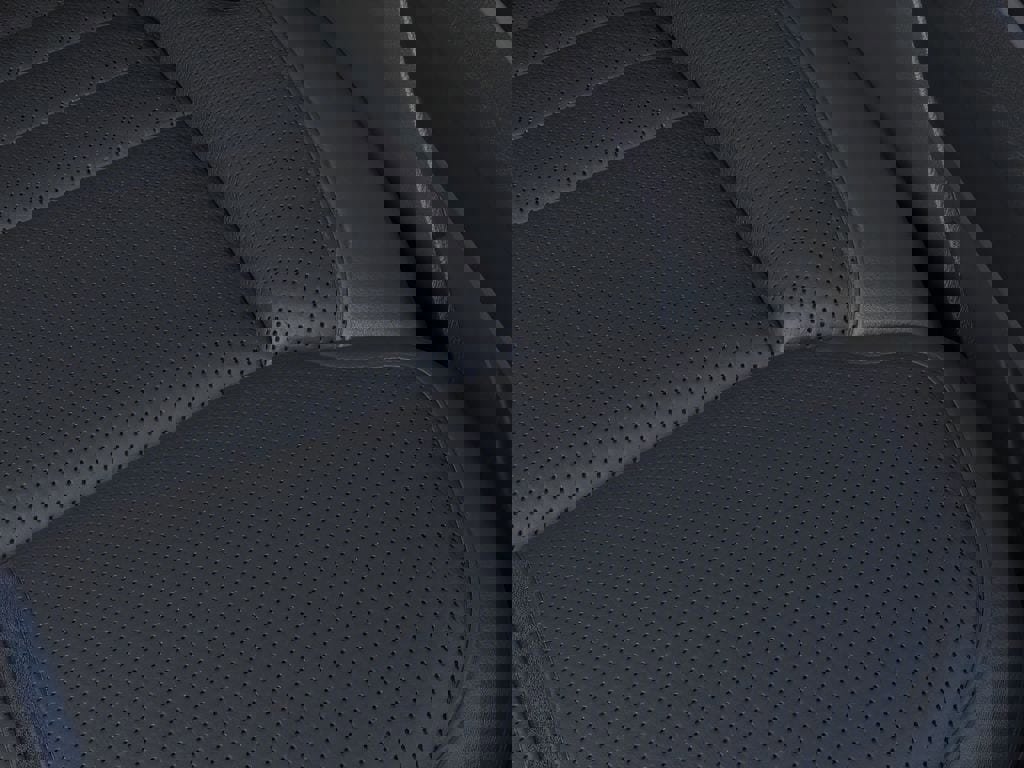 New 2025 Ford F150 Platinum w/ FX4 Off-Road Package image 38