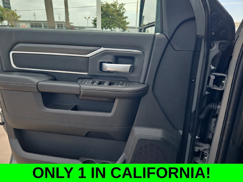 New 2027 RAM 3500 Big Horn AWD/4WD image 27