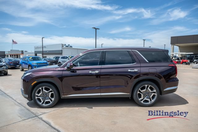 Used 2023 Hyundai Palisade Limited FWD image 2