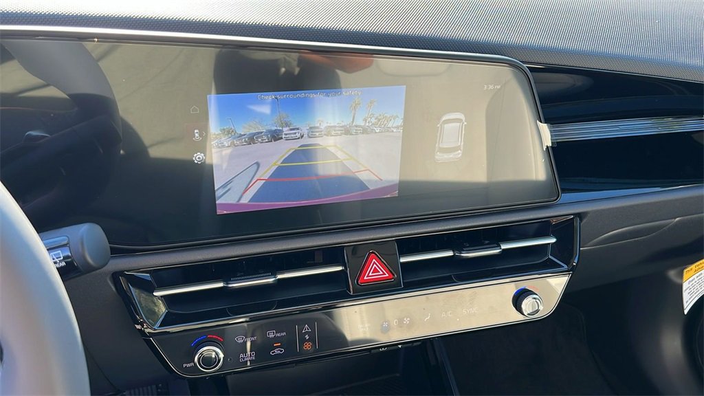 New 2025 Kia Niro EX image 16