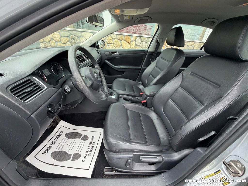 Used 2014 Volkswagen Jetta SE FWD image 23