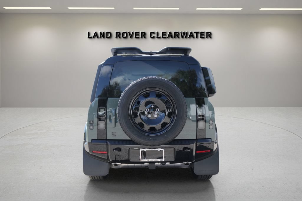 New 2026 Land Rover Defender 110 AWD/4WD image 4