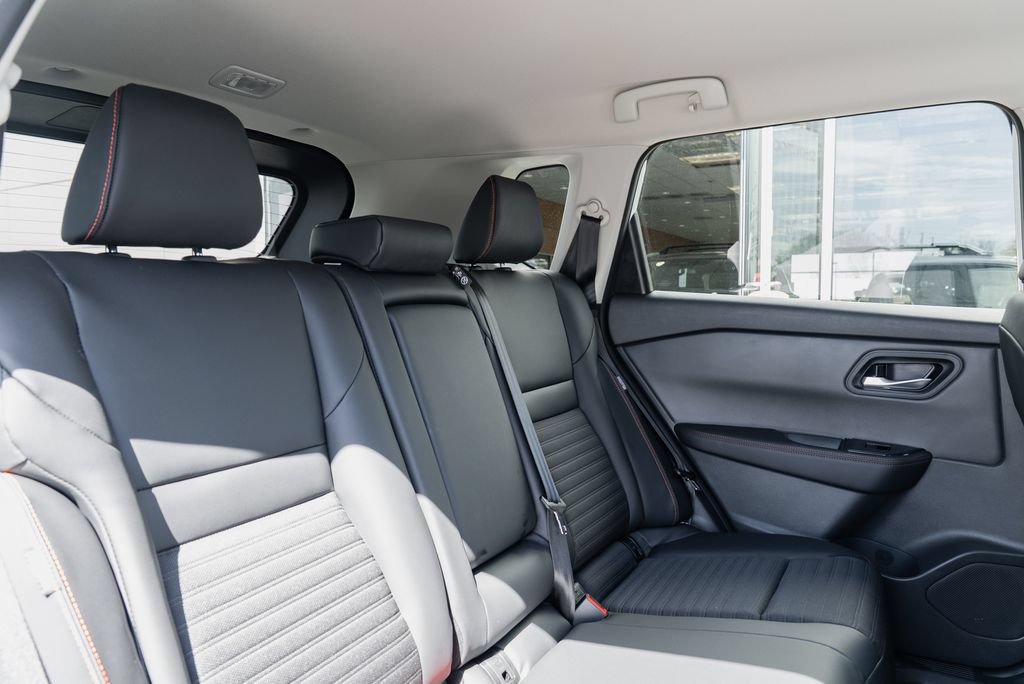 New 2026 Nissan Rogue SV AWD/4WD image 24