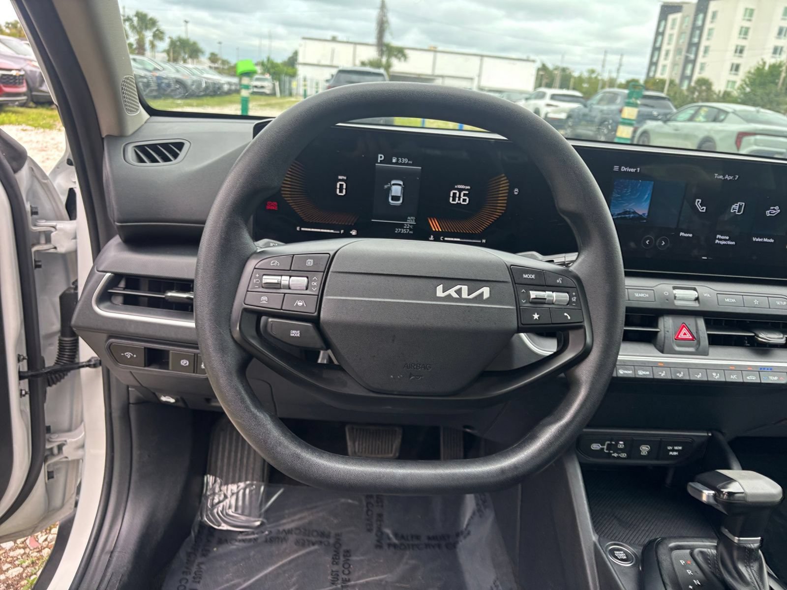 Used 2025 Kia K4 FWD image 30