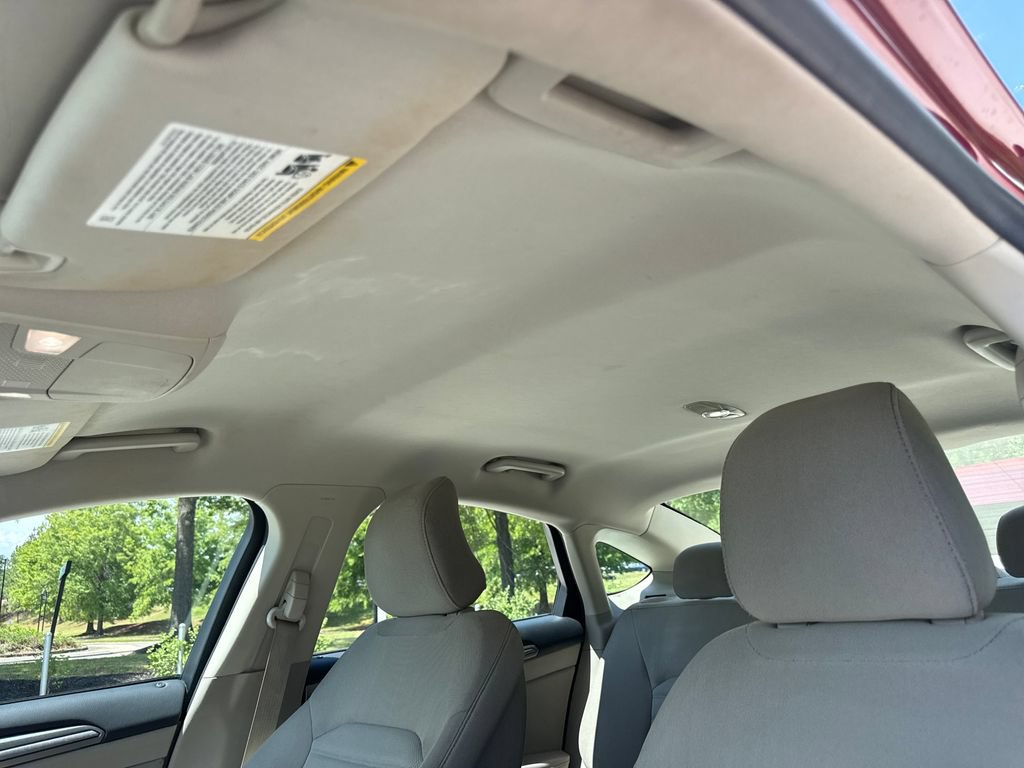 Used 2017 Ford Fusion SE w/ Fusion SE Technology Package FWD image 30