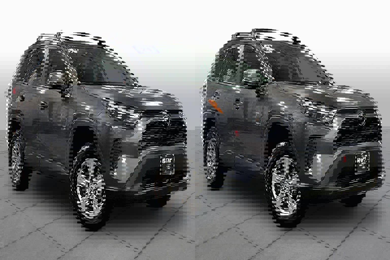 Used 2024 Toyota RAV4 XLE w/ Convenience Package image 3